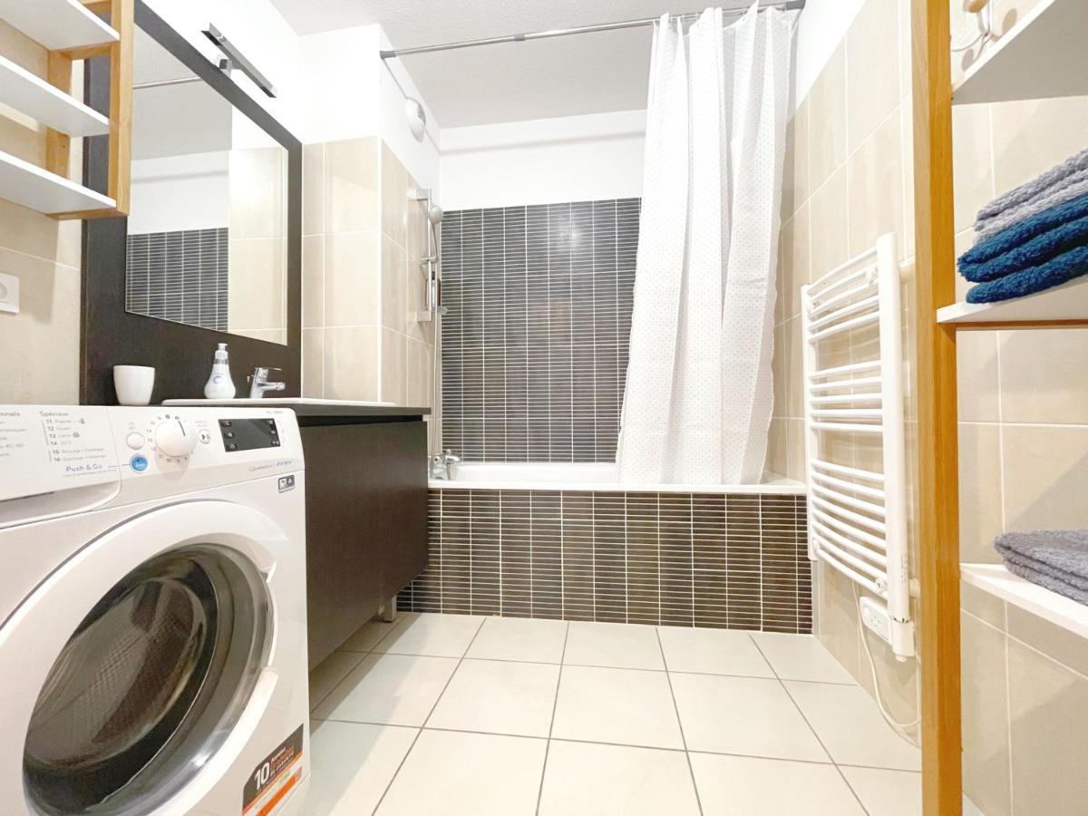 3P Climatise Avec Parking, Piscine, Proche Plage Et Commerces A Sete - Fr-1-338-497 Exteriér fotografie