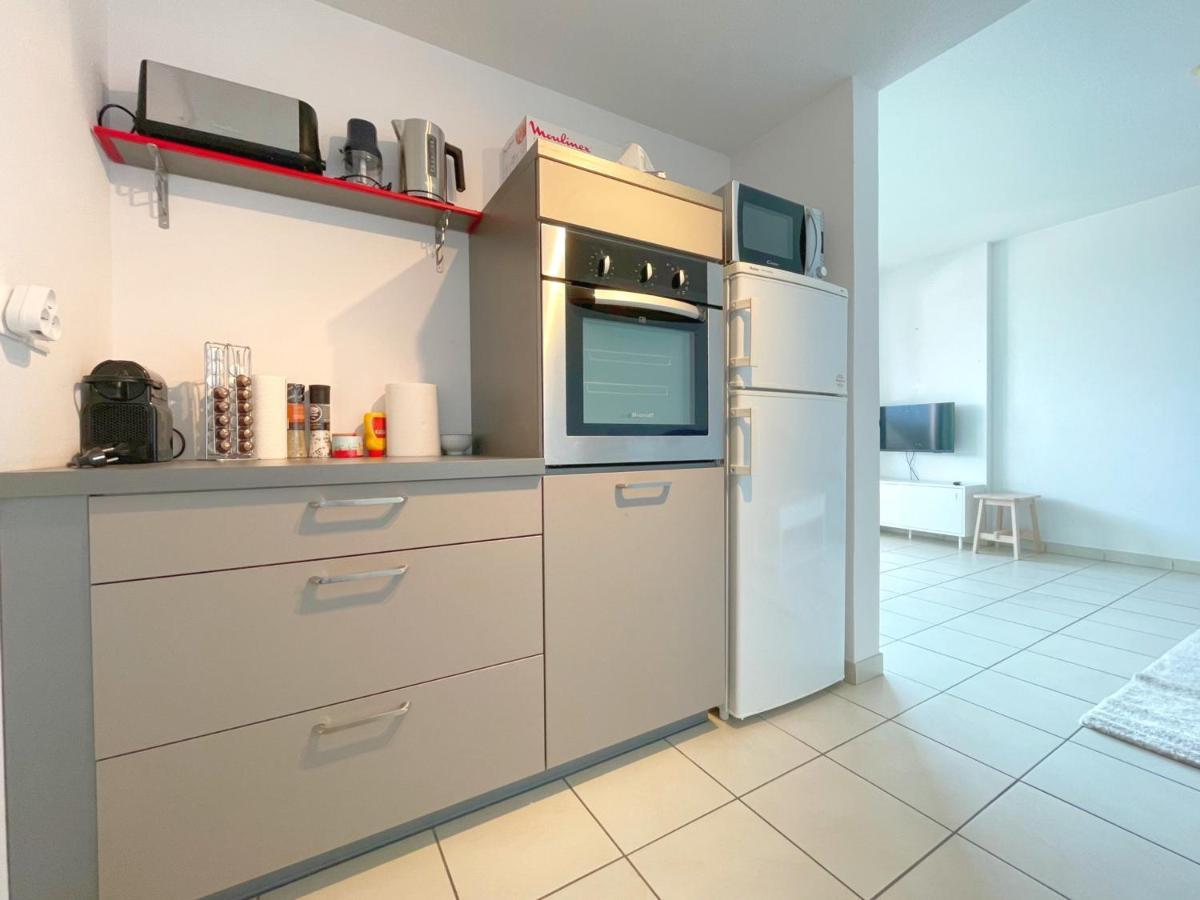 3P Climatise Avec Parking, Piscine, Proche Plage Et Commerces A Sete - Fr-1-338-497 Exteriér fotografie