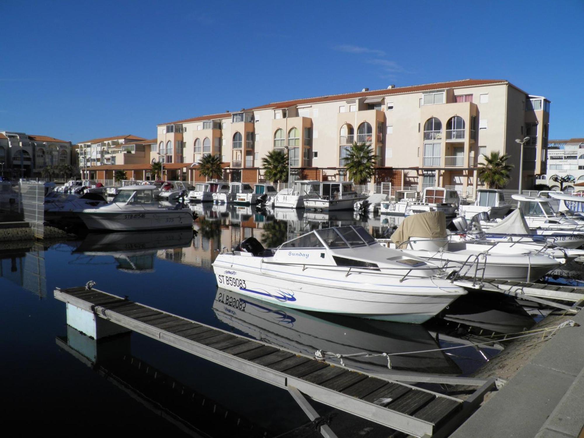 3P Climatise Avec Parking, Piscine, Proche Plage Et Commerces A Sete - Fr-1-338-497 Exteriér fotografie